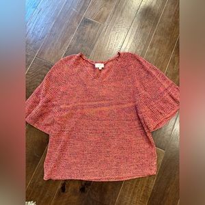 Short sleeve sweater
